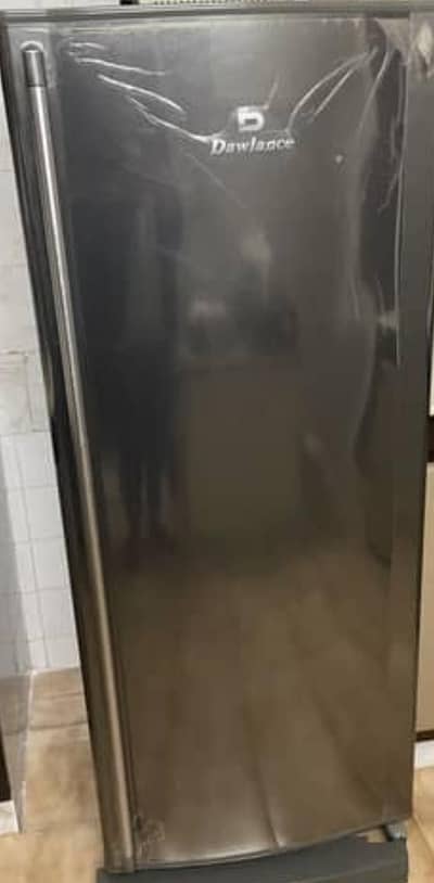 dawlance vertical freezer