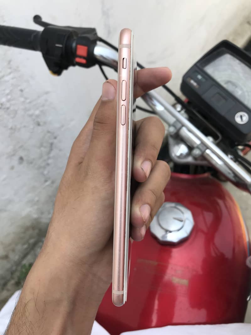 IPhone 8 Plus 2