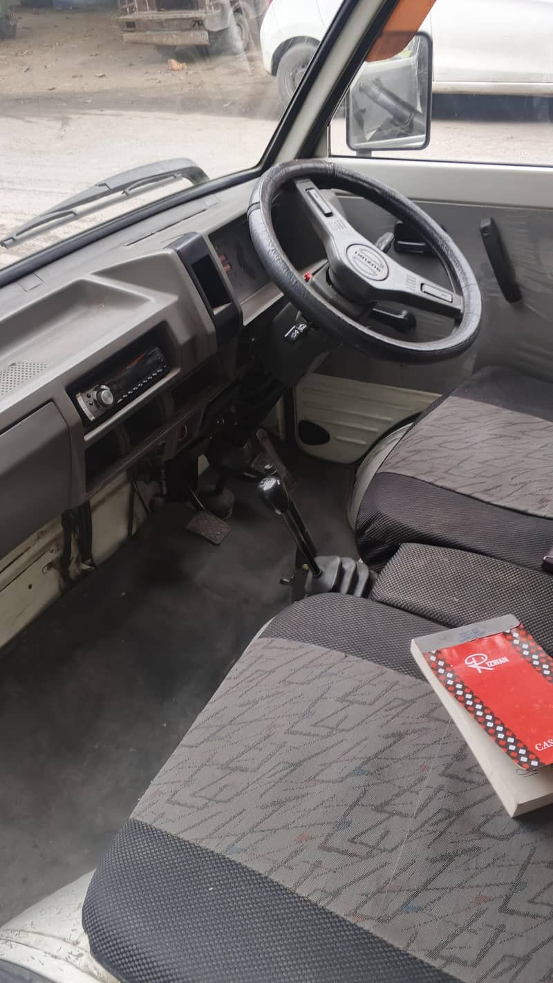 Suzuki bolan 5