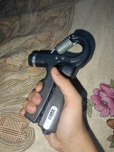 hand gripper