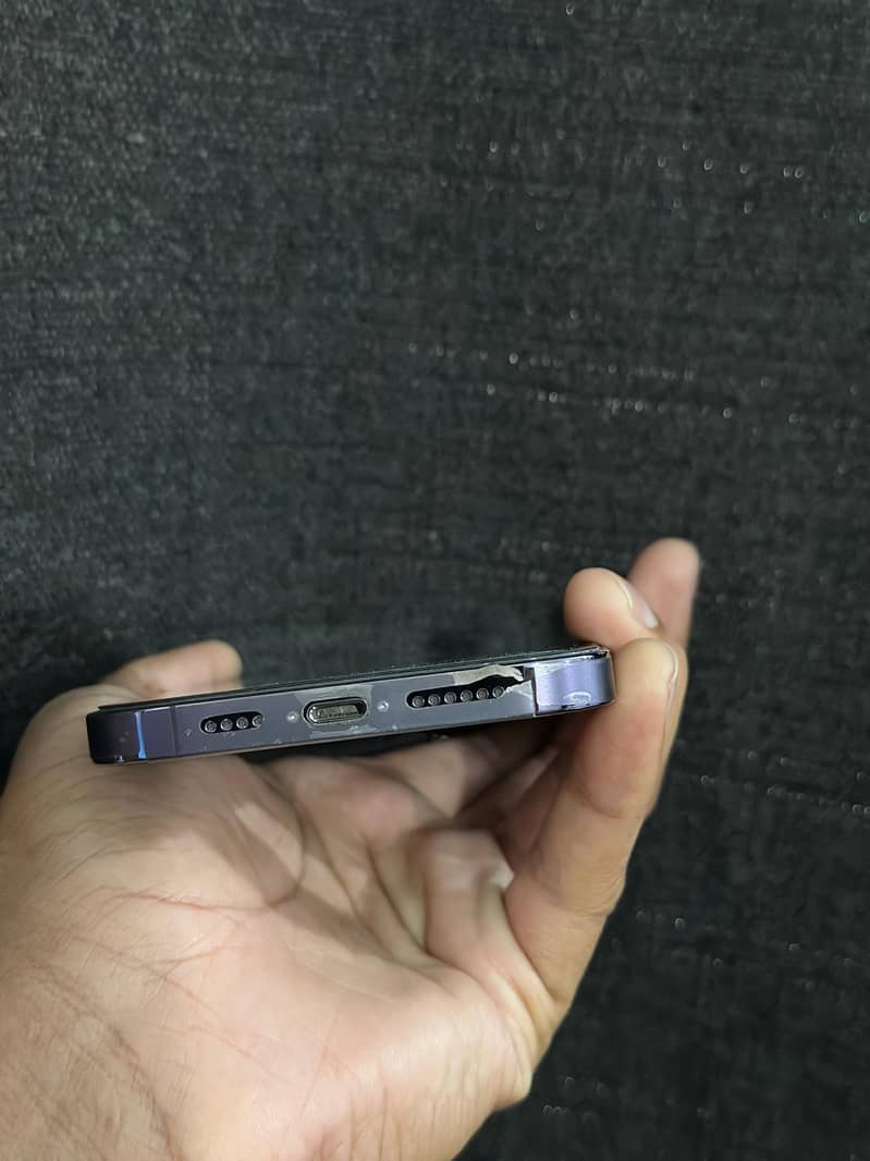 iphone 14 pro max 2