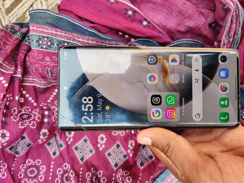 Tecno camon 30s 7