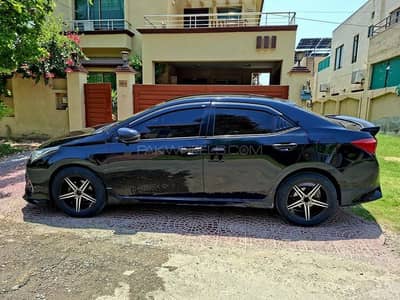 Toyota Corolla GLi 2015 Urgent Sale