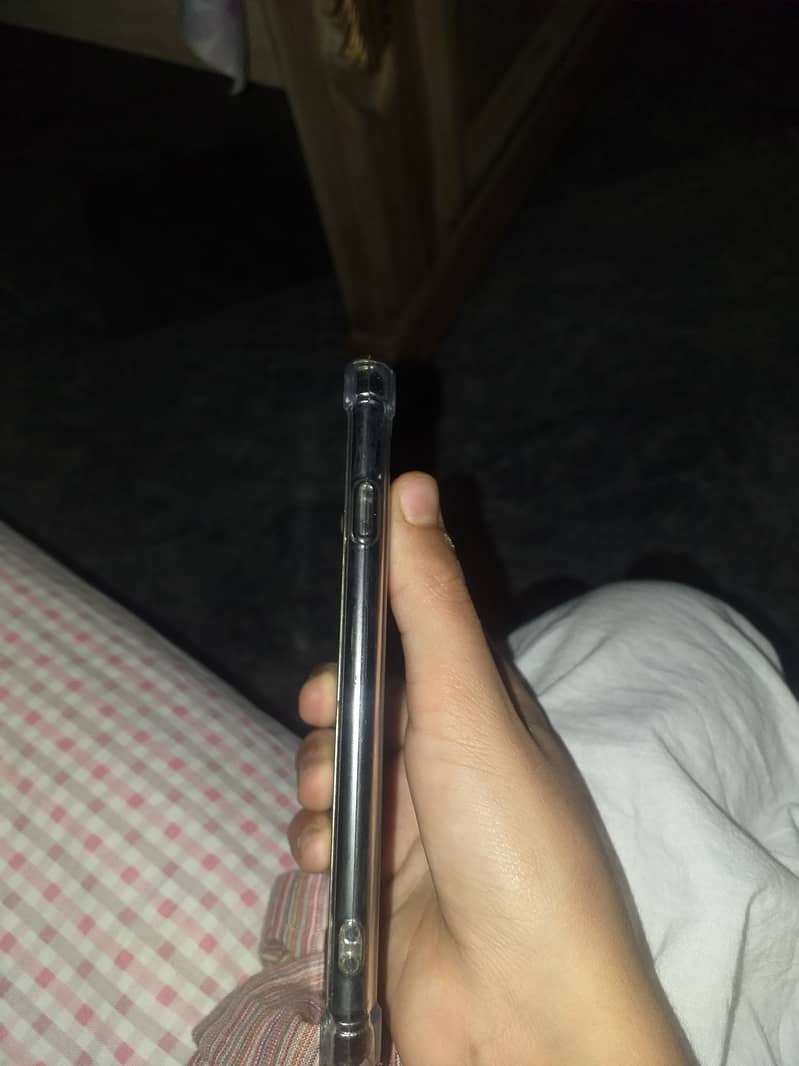 Apple iPhone 7 4