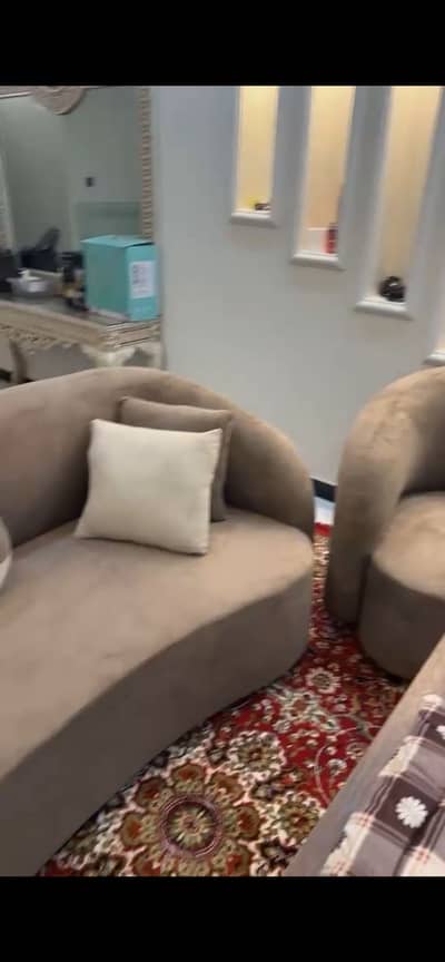 New 5 seater sofa for sale