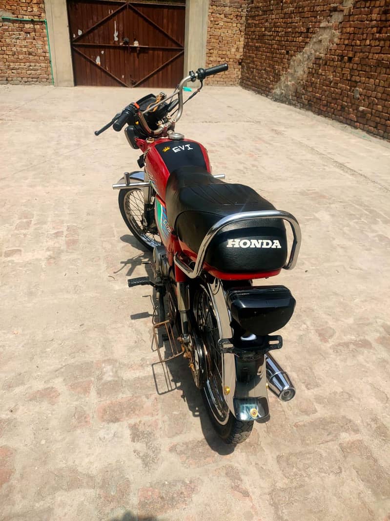 2017model CD70 5