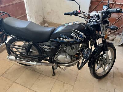 Suzuki GS 150 SE