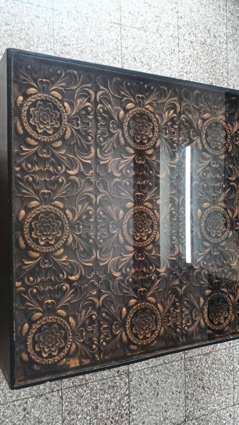 2 siter sofa table 1