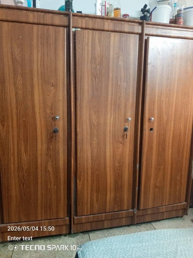 wardrobe 1