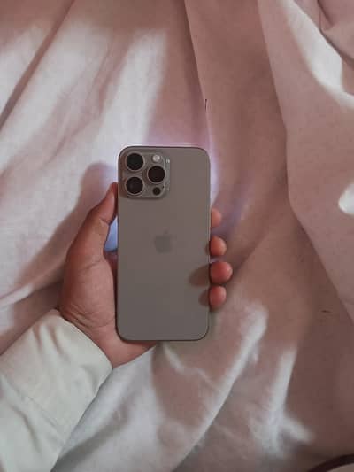 I phone 16 pro max