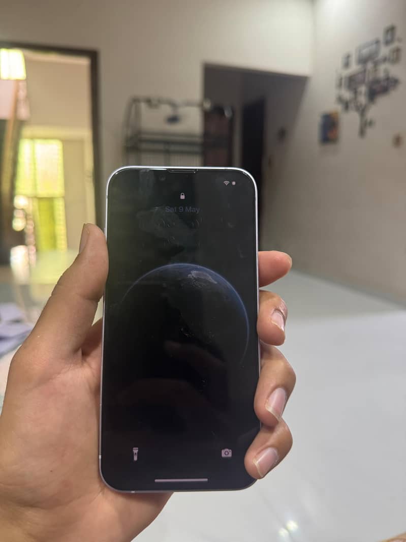 iPhone 14 jv 1