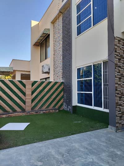 10 Marla house For Rent in Buch Villas Multan