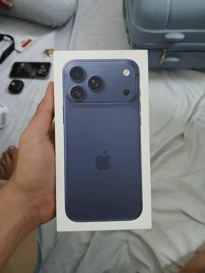 Iphone 17 pro max box pack