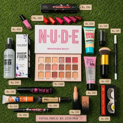 15-in-1 Makeup Set for Pakistani Weather & Daily Use
