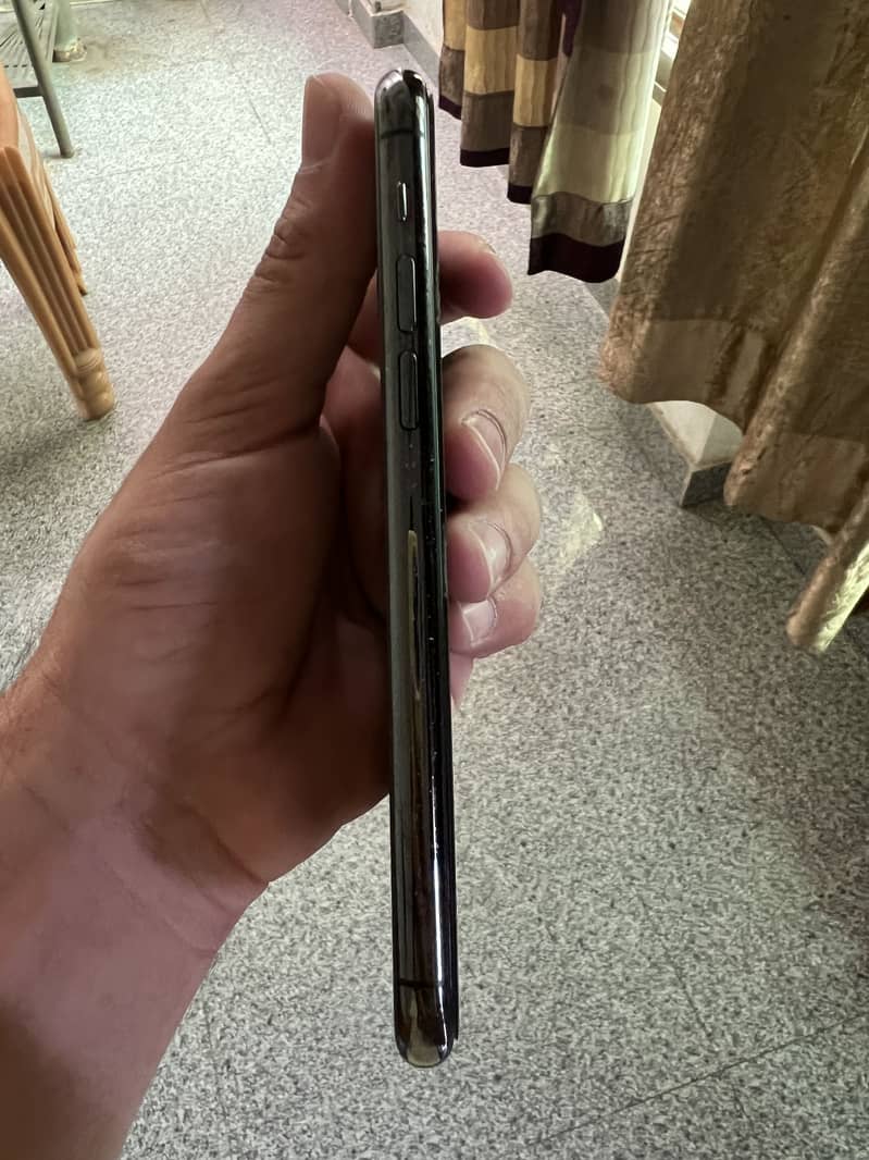 iPhone 11pro 5