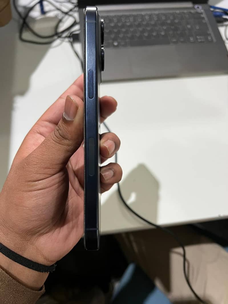 IPhone 15 Pro Max 1