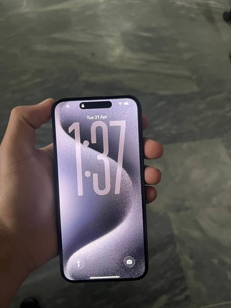 IPhone 15 Pro Max 2