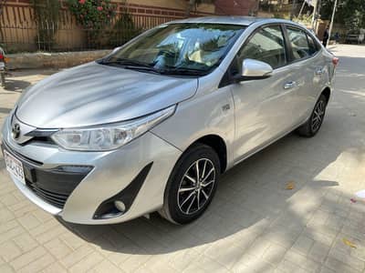 Toyota Yaris 1.5 full option full original b2b.