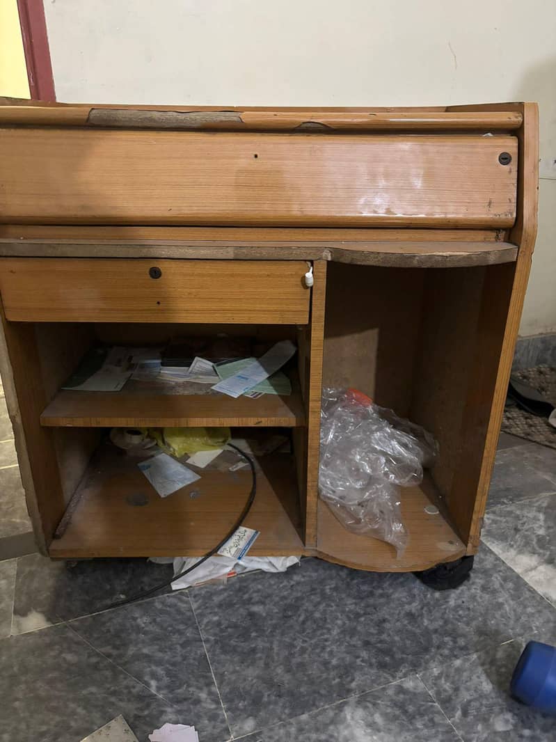 Computer table/Iron table/TV stand 0