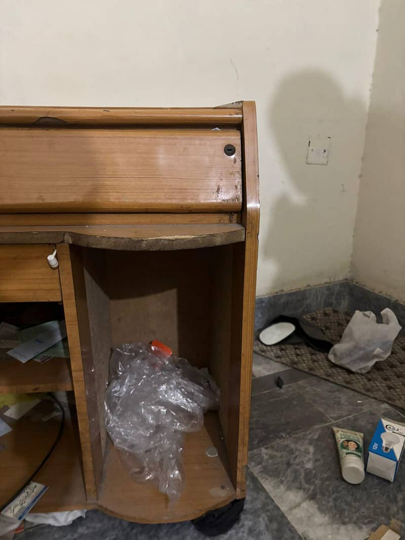 Computer table/Iron table/TV stand 3