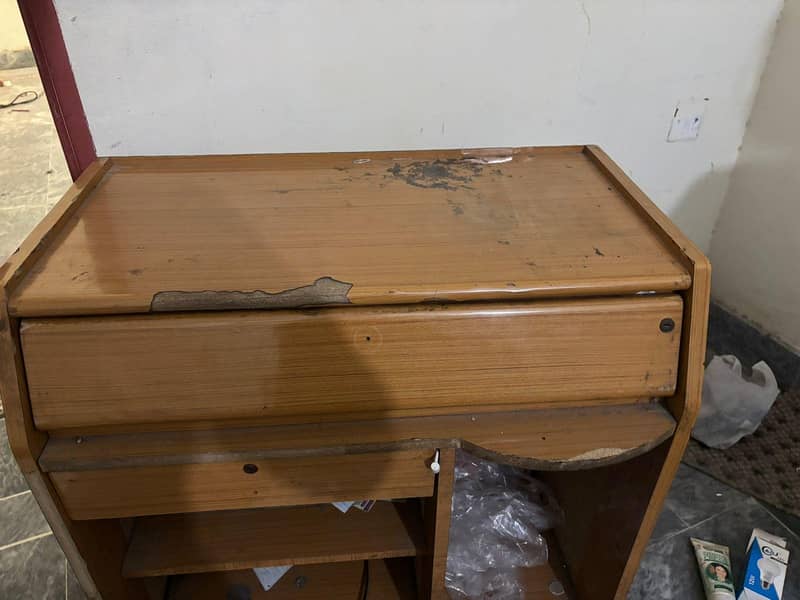 Computer table/Iron table/TV stand 5