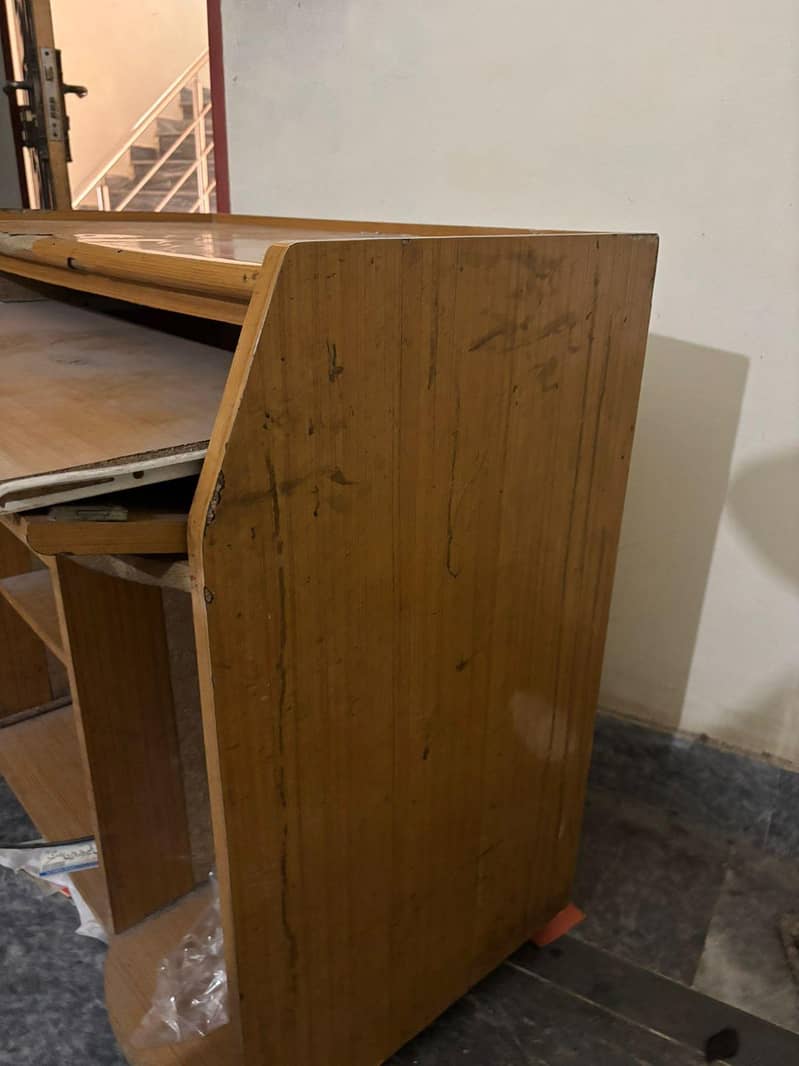 Computer table/Iron table/TV stand 7