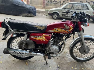 honda CG 125 (karachi number)