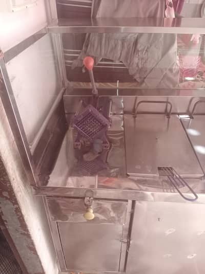 chips and burger stall
