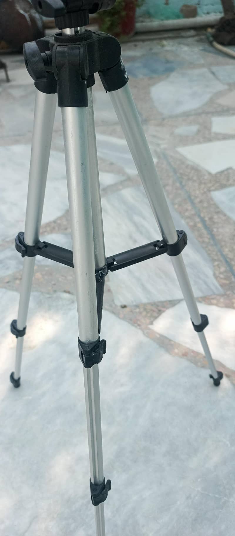 mobile stand 2
