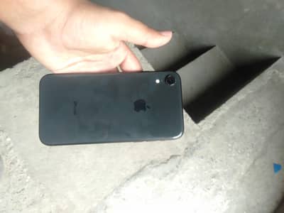 Iphone Xr Jv smooth gaming phone with original silicone case