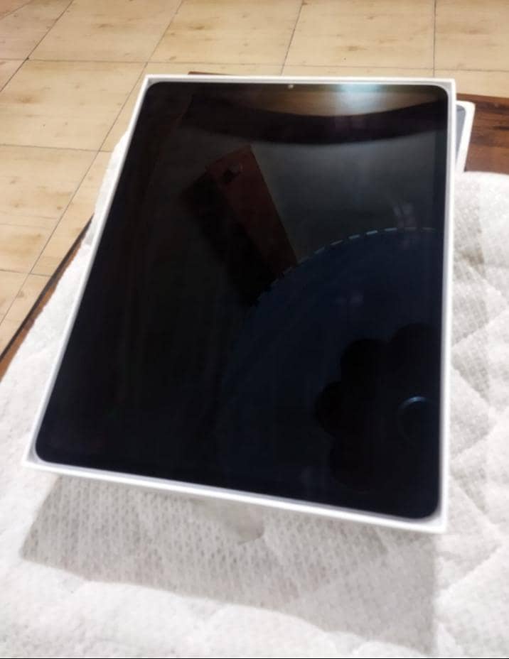 iPad Pro M2 Complete Box 0