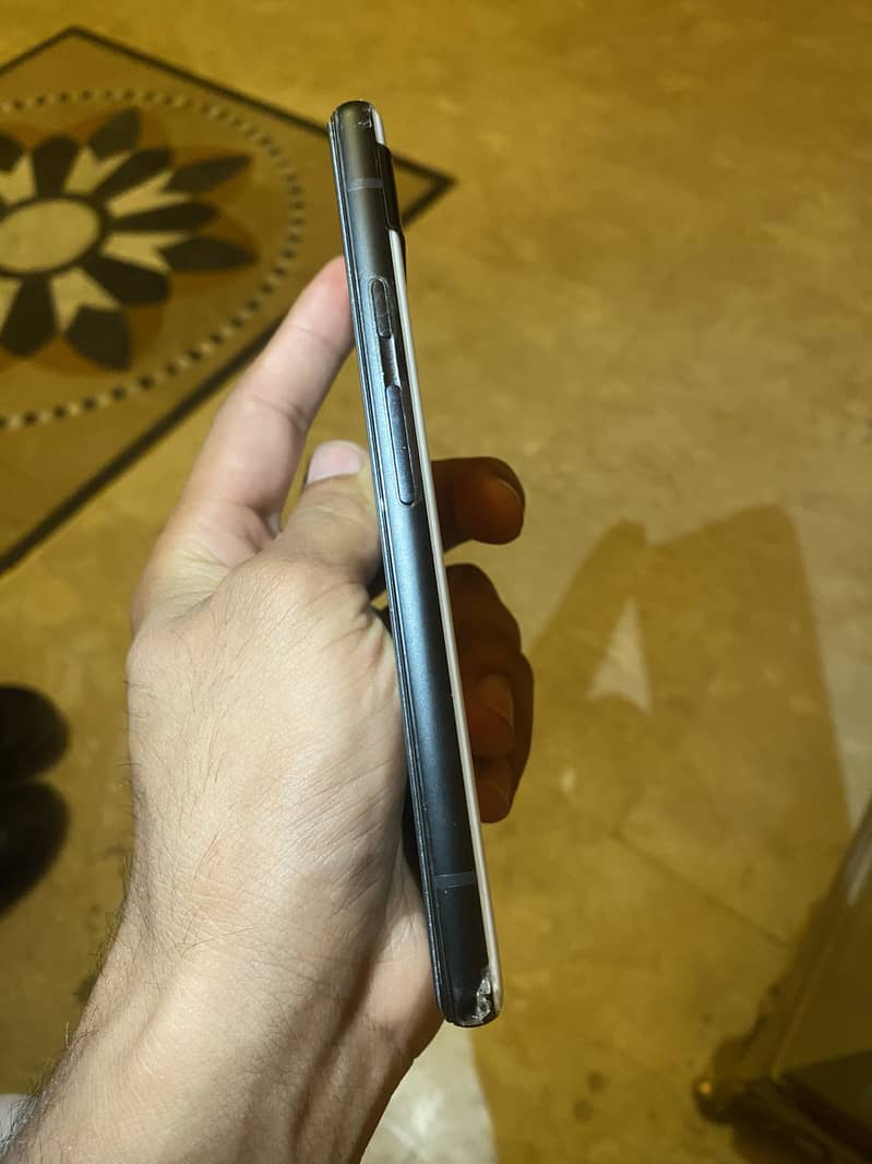 Google pixel 6a 10/10 condition 1
