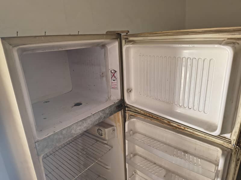 Refrigerator 1