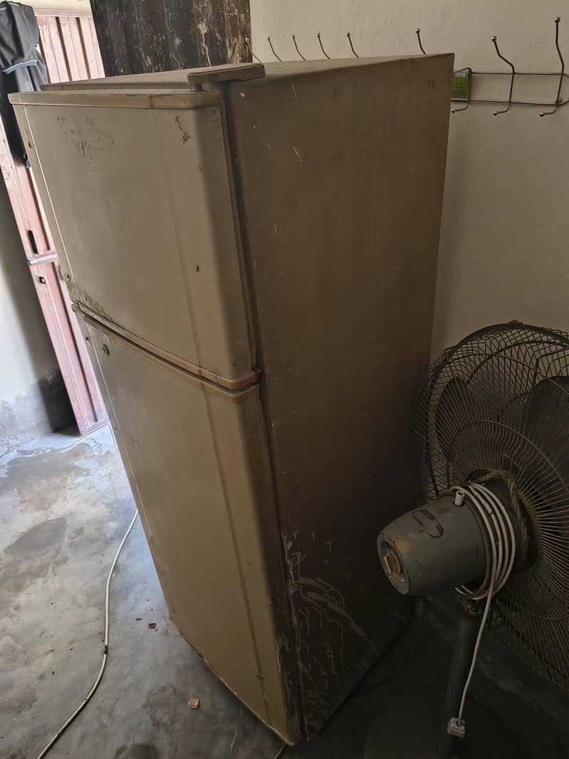 Refrigerator 3