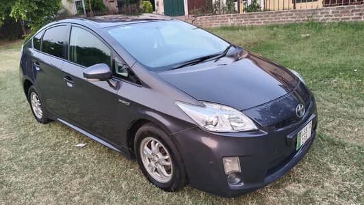 Toyota Prius G Touring UK Variant