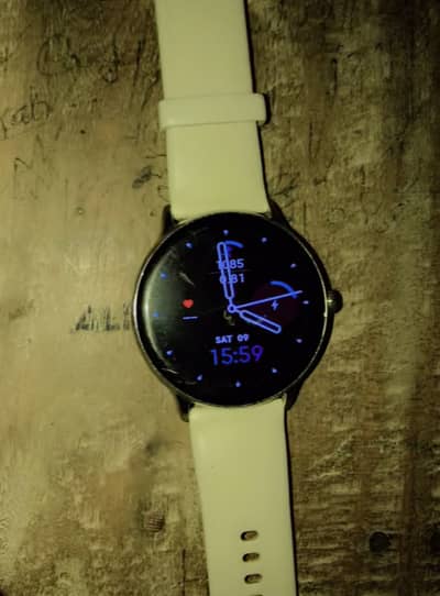 LUNA SMART WATCH