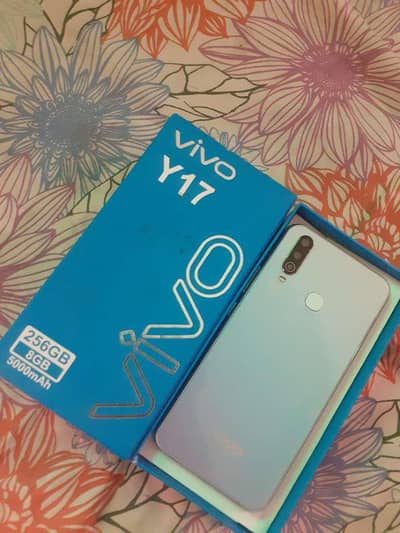 8/256 vivo Y17 2month used warnty 10 month Baki ha
