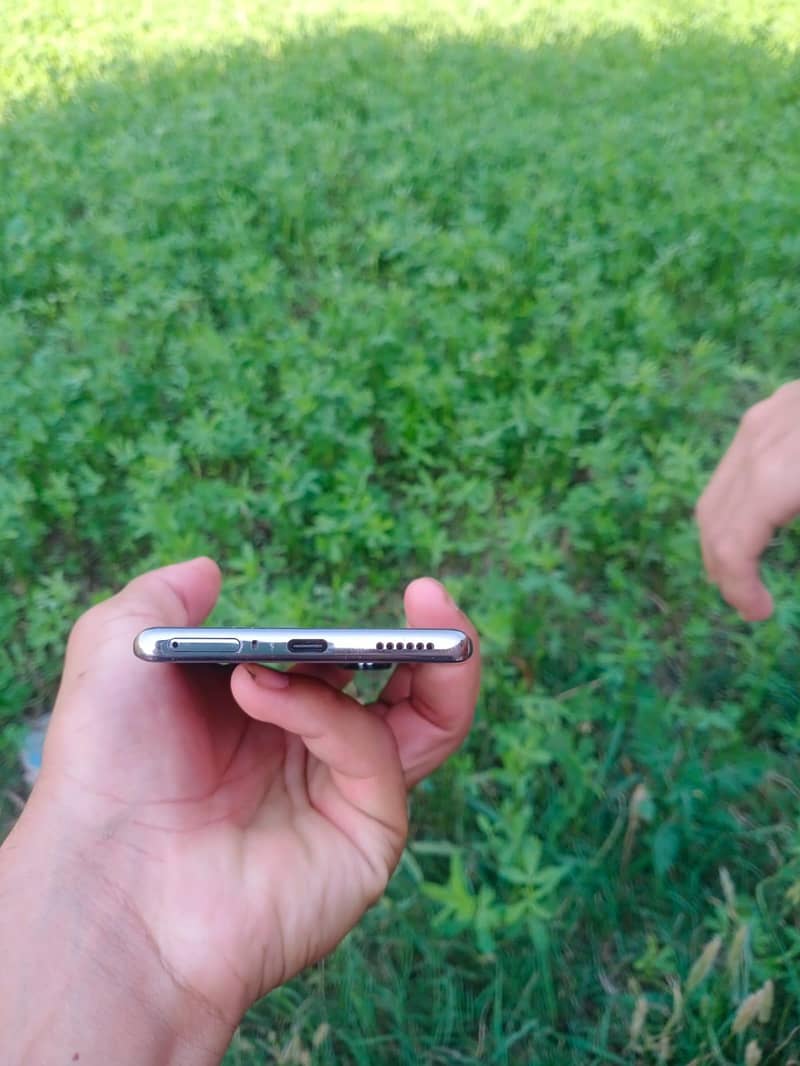 Tecno Caman40pro 5
