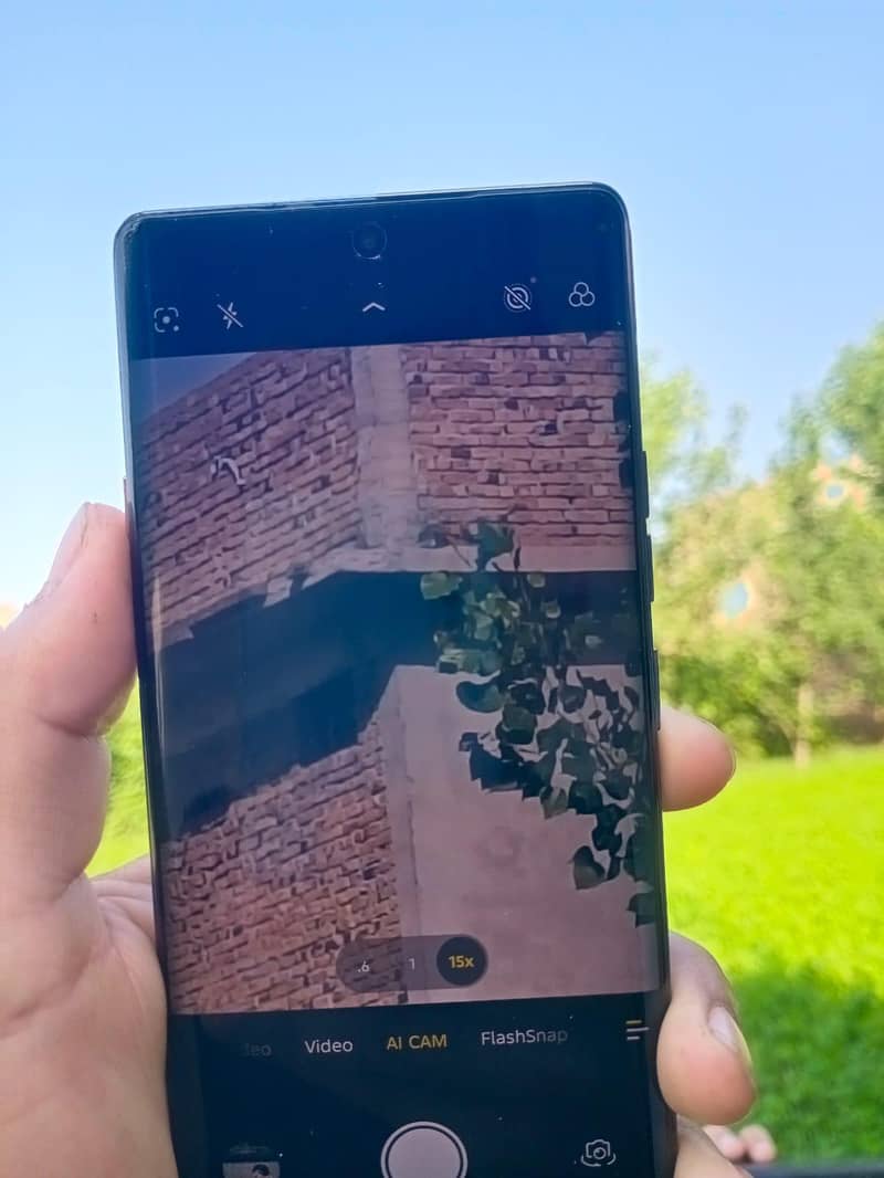 Tecno Caman40pro 6
