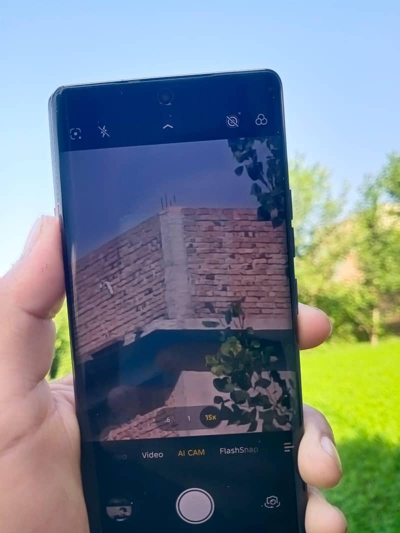Tecno Caman40pro 7