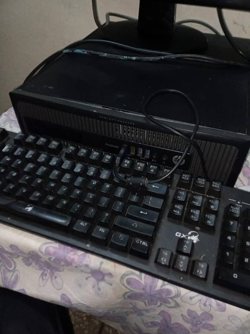 PC Desktop 1