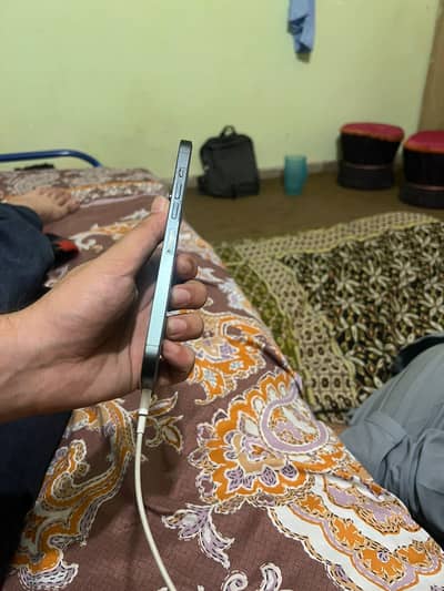 iPhone 13 pro ma