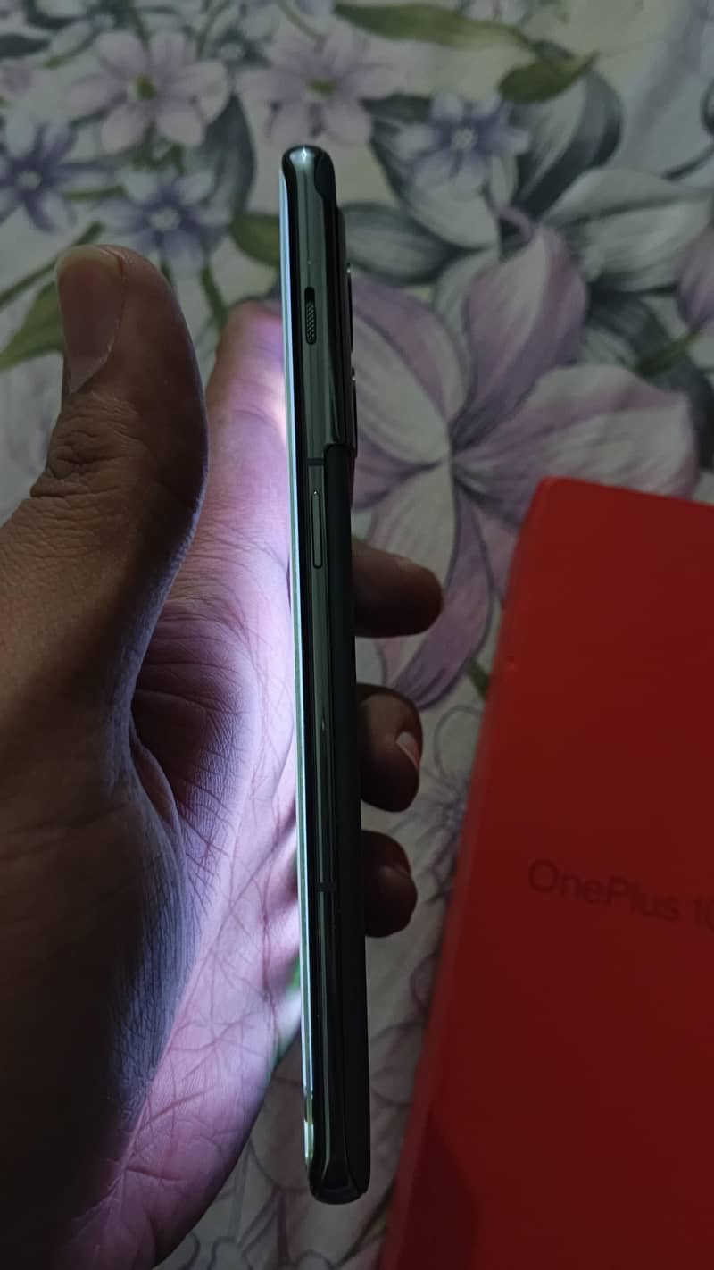 one plus 10 pro 1