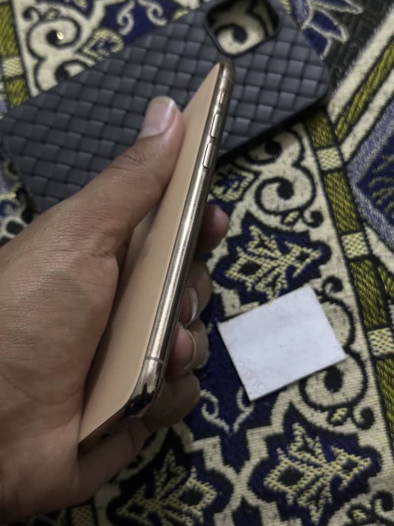Iphone 11 pro 8