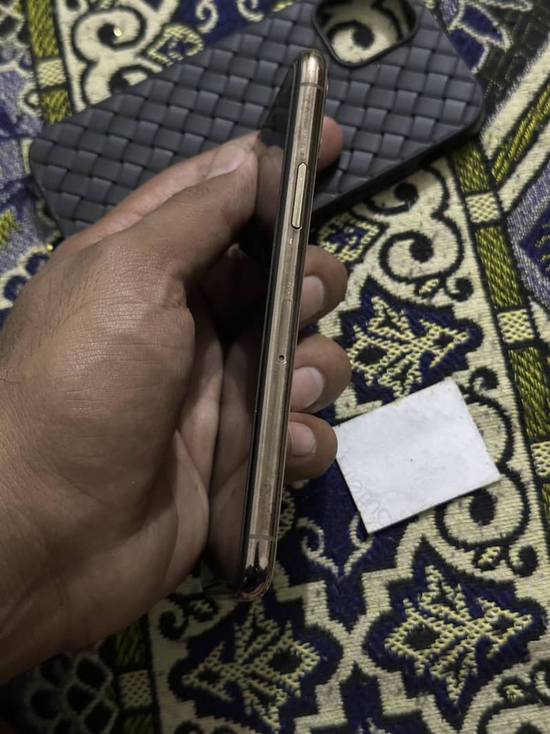 Iphone 11 pro 9