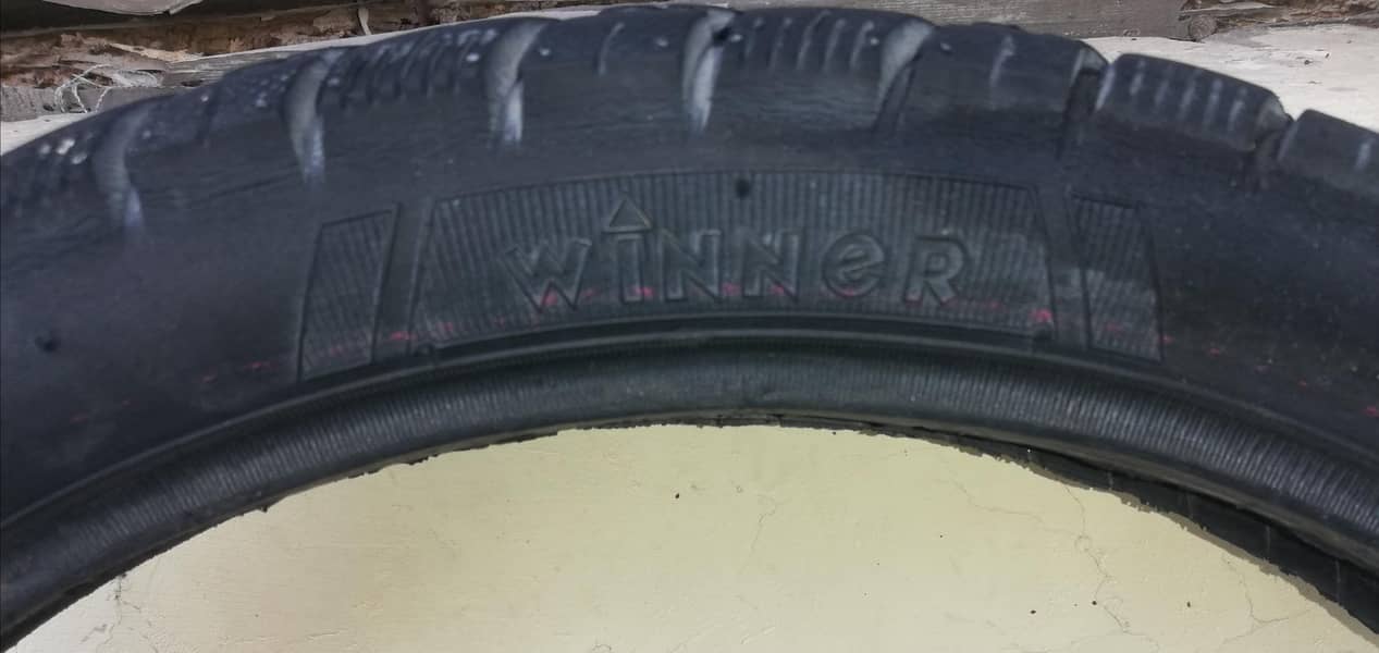 CD 70 back tyres 1