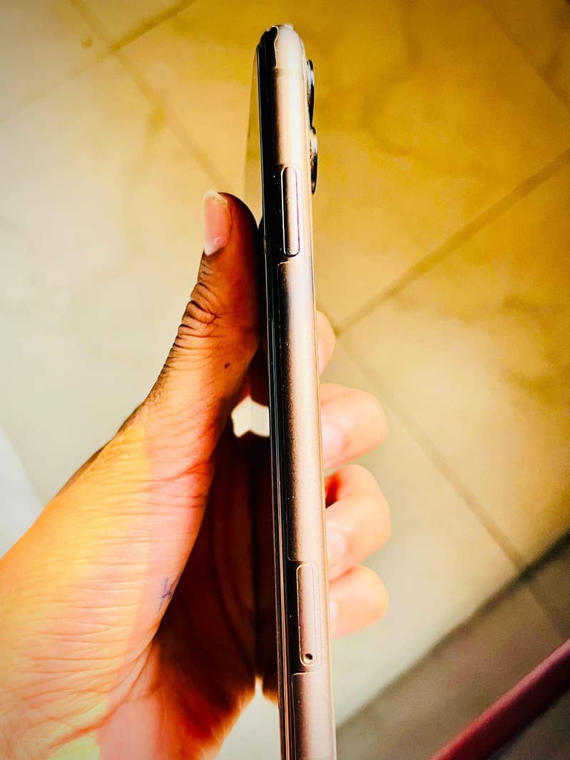 iphone 11 3