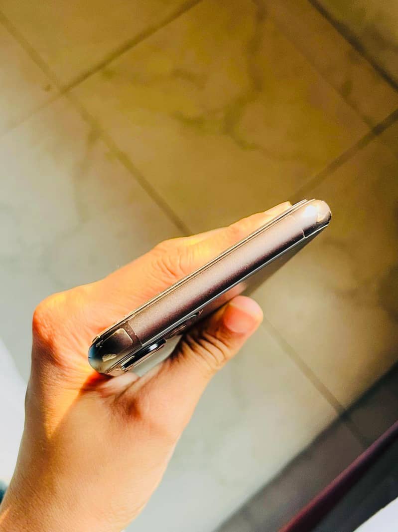 iphone 11 4