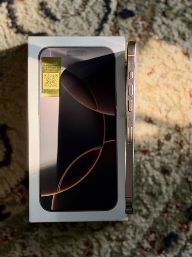 IPhone 16 Pro Max 2