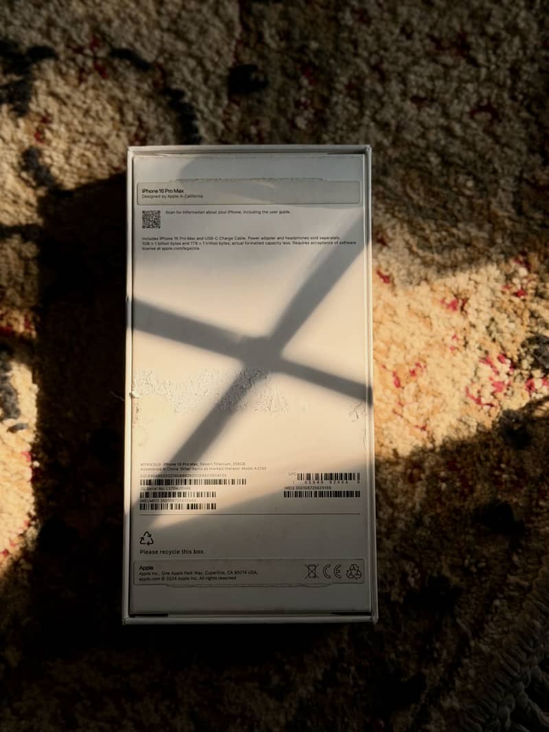 IPhone 16 Pro Max 4
